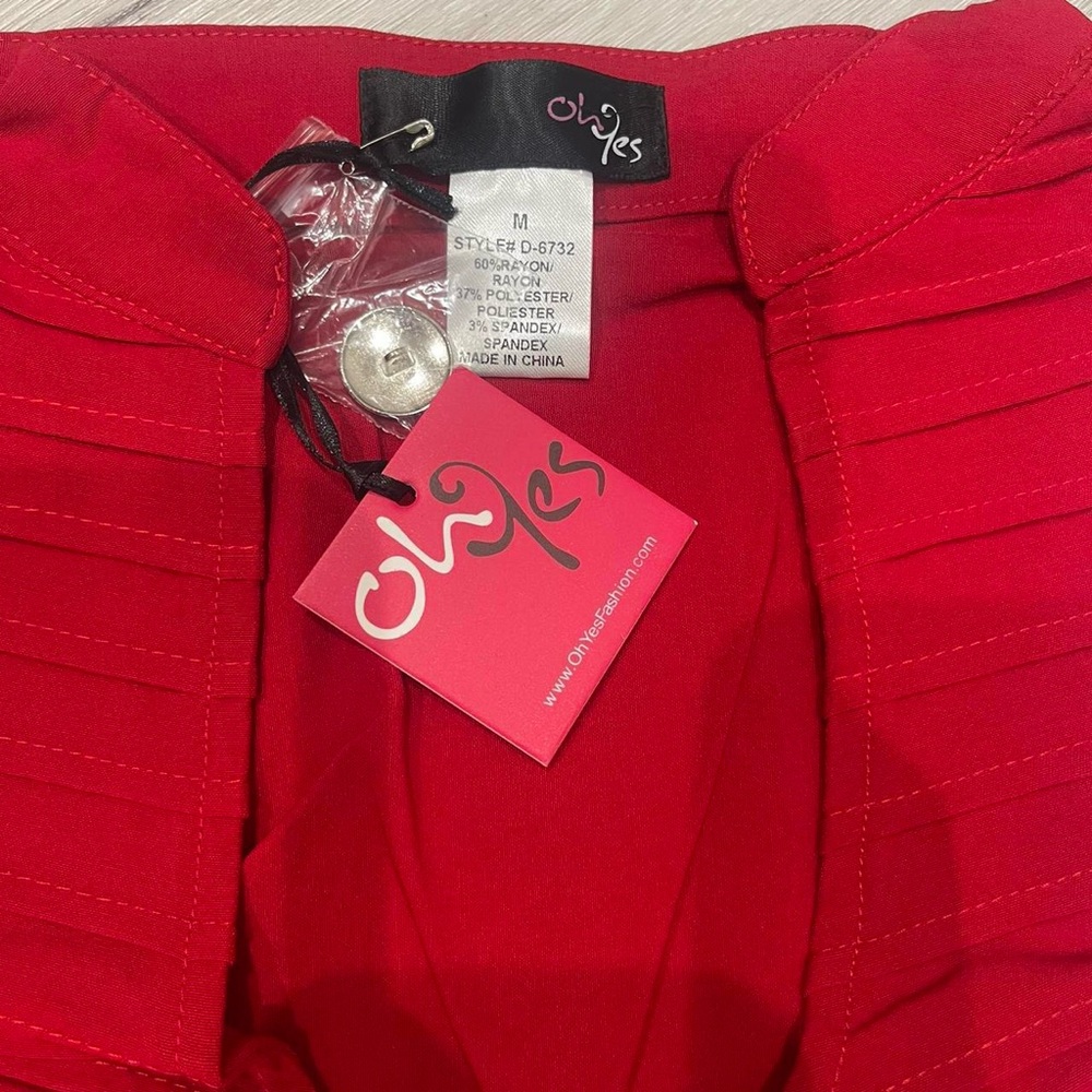 Oh Yes Red Zip-Up Ruched Top 🔥 - Picture 7 of 9